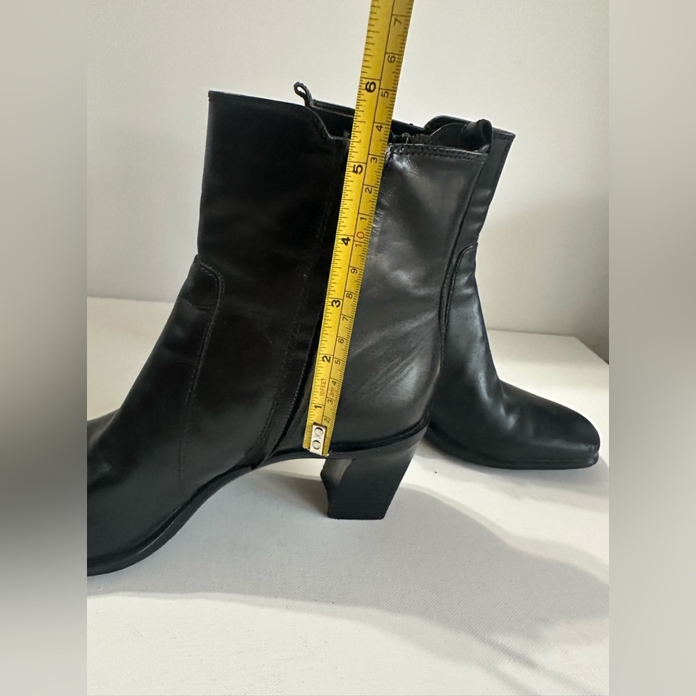 Antonio Melani Heels Black Leather Booties 3” Heel Y2K Chunky Square Toe - Picture 12 of 12